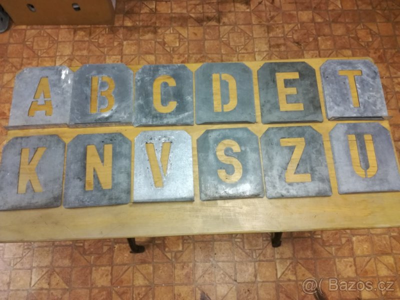 Písmena plechová sada - 4