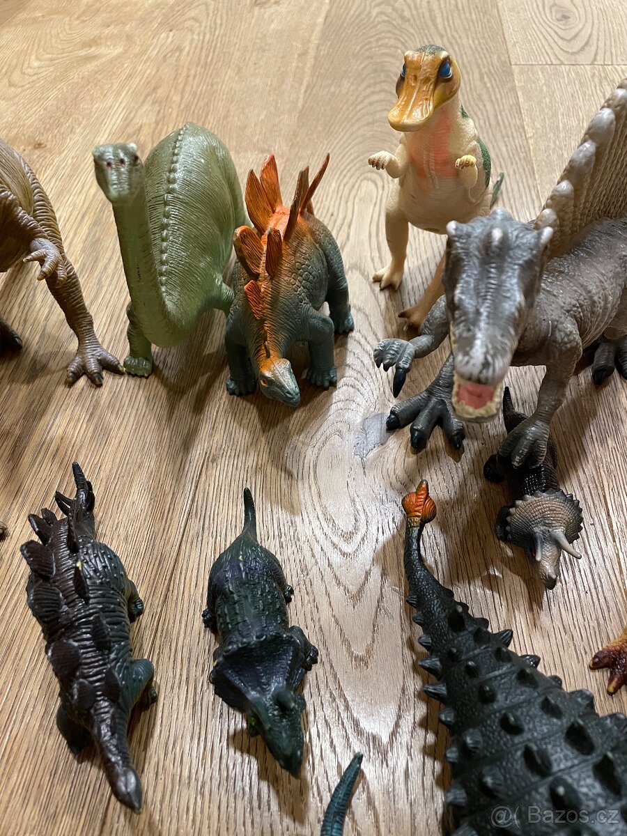 Sada dinosaurů - 4