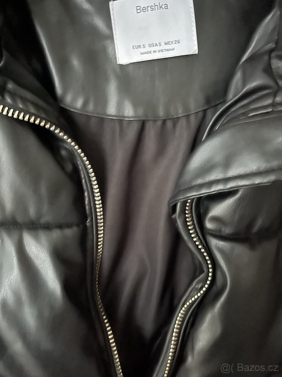 Bunda zimní zn.Bershka vel. M/L - 4