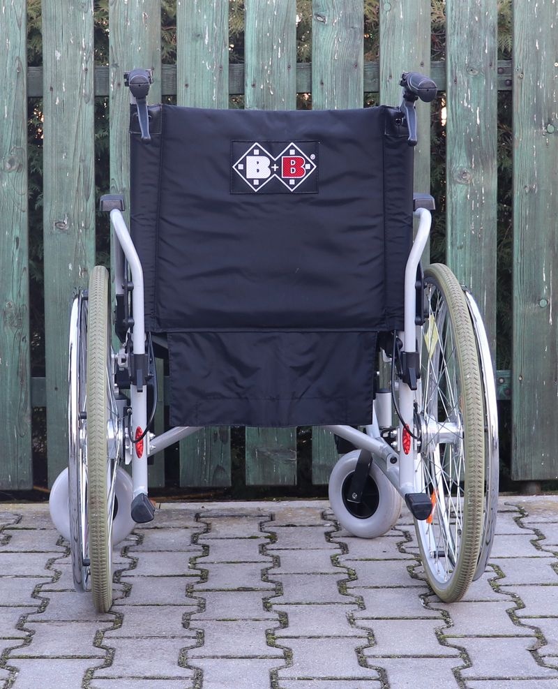 067-Mechanický invalidní vozík B+B. - 4