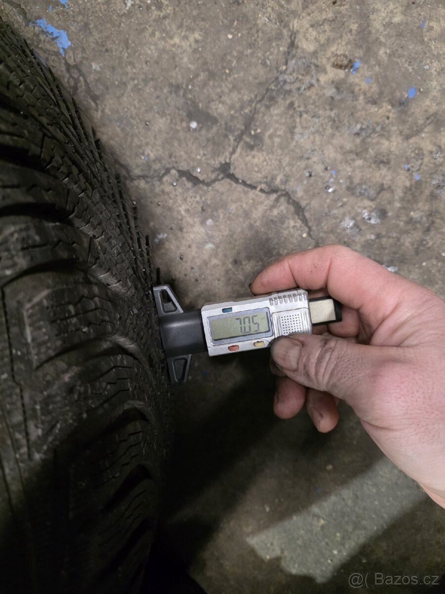 Michelin Alpin, Dotz - 4