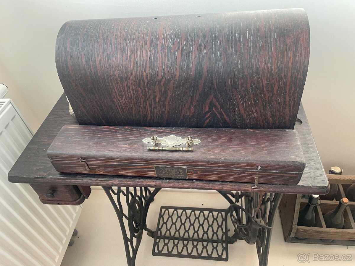 Šicí stroj Singer funkční - 4