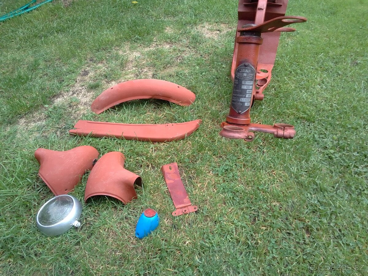 Rám a díly Jawa pionýr 555 - 4