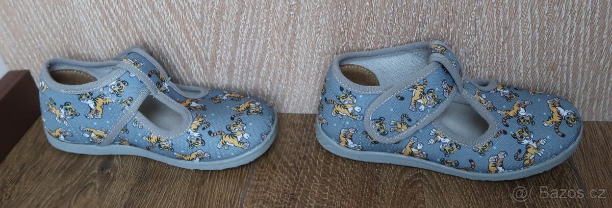 Chlapecké přezůvky Santé - vel. 29 - 4