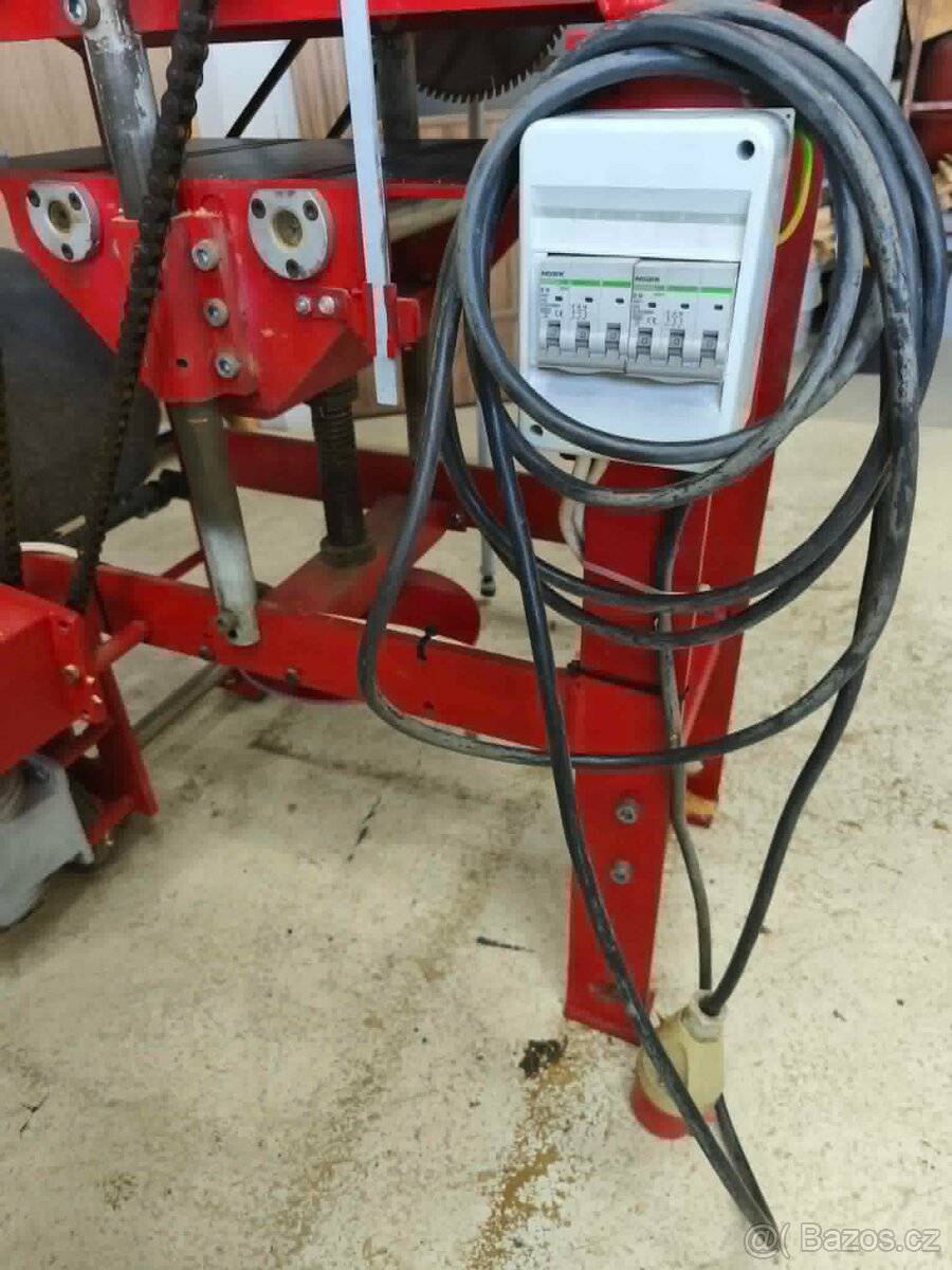 Hoblovka s protahem a pilou - 4