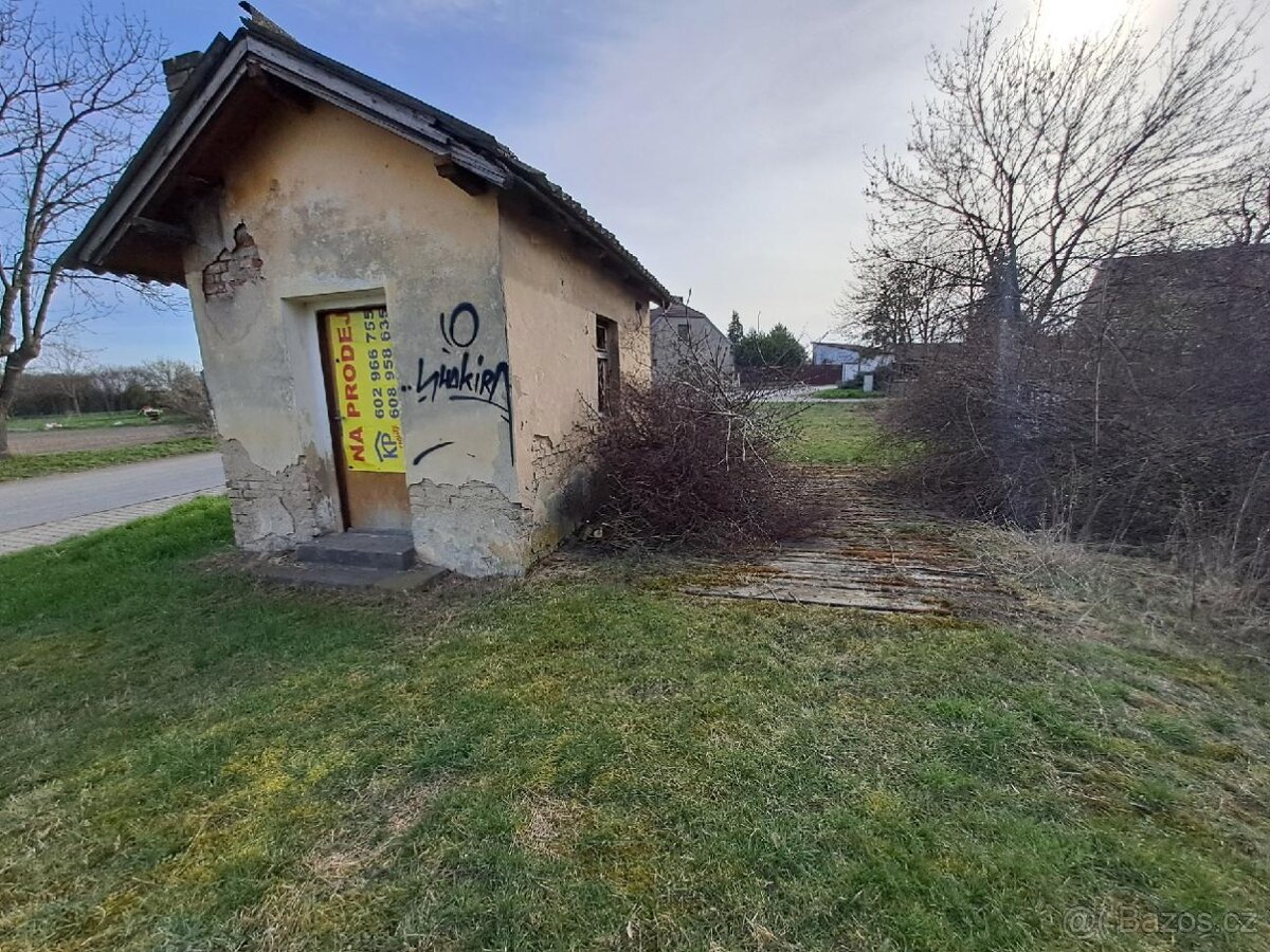 Prodej stavebního pozemku na RD - 4