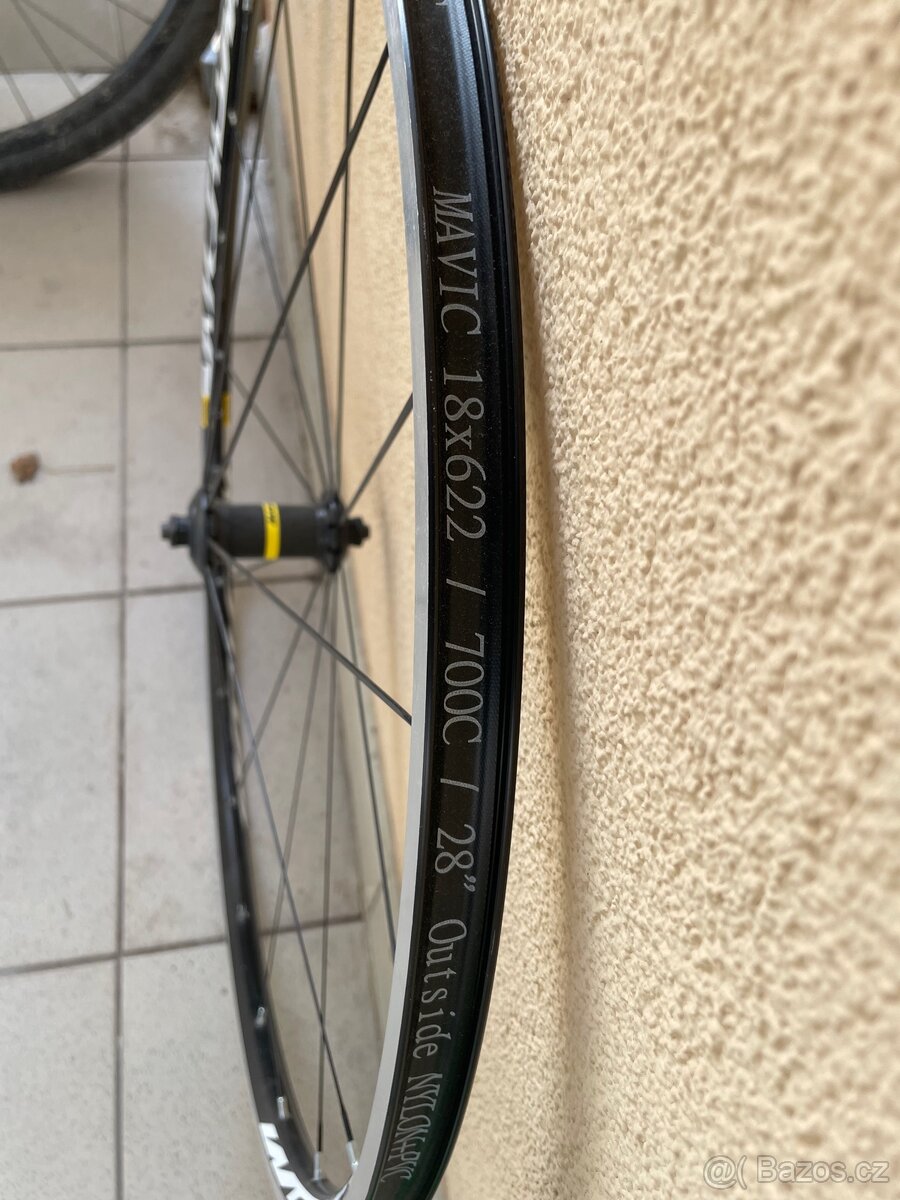 Wahoo Kickr v5 Smart (+ 2 kola Zdarma) - 4