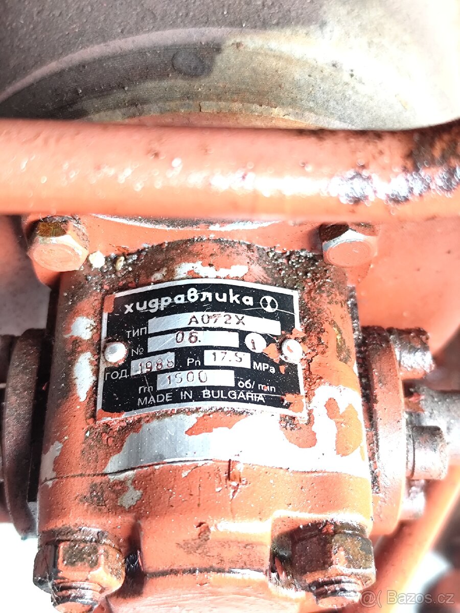 Hydraulický rozvaděč, čerpadlo, pístnice - 4