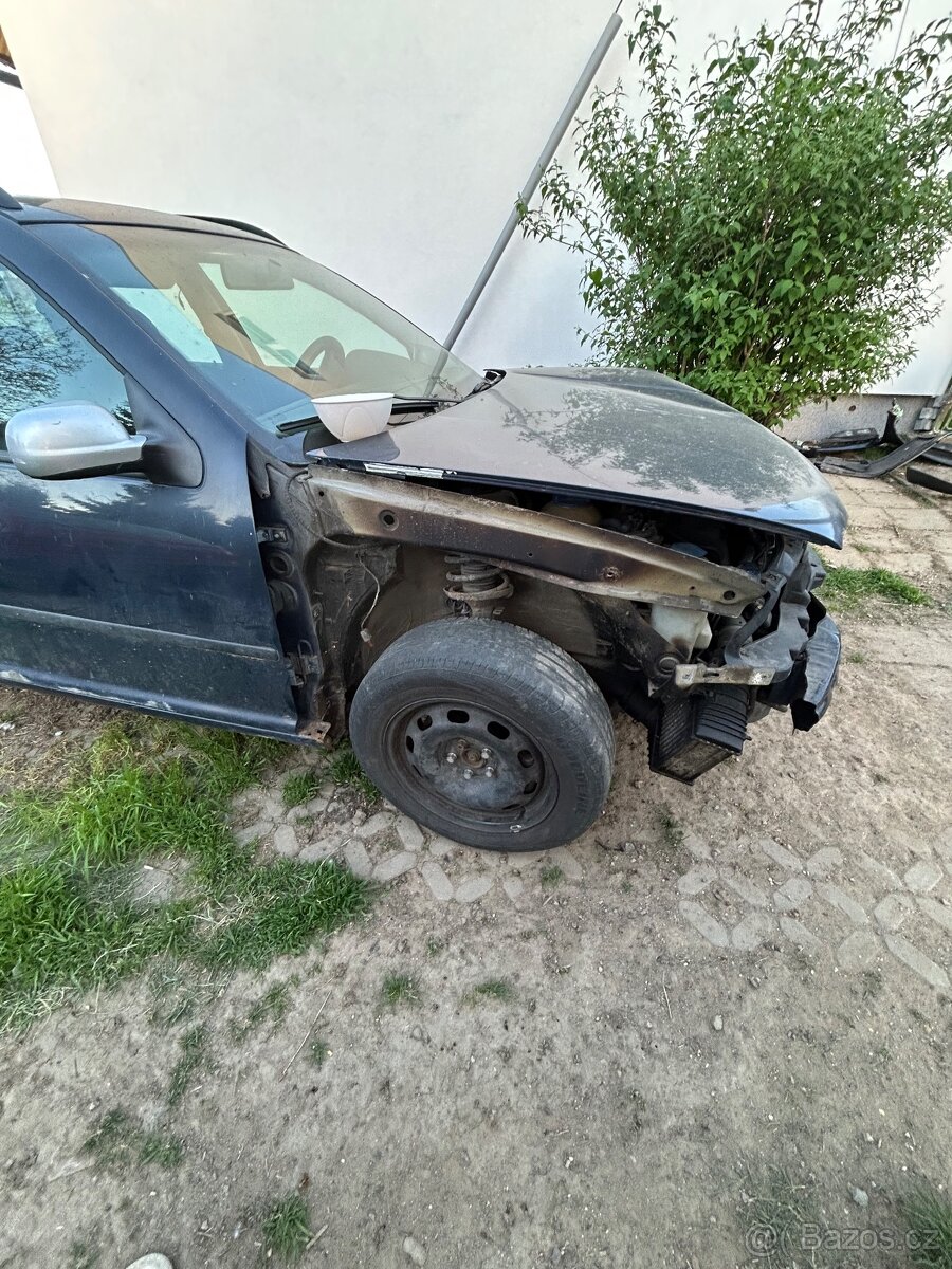 Díly na vw golf 4 - 4
