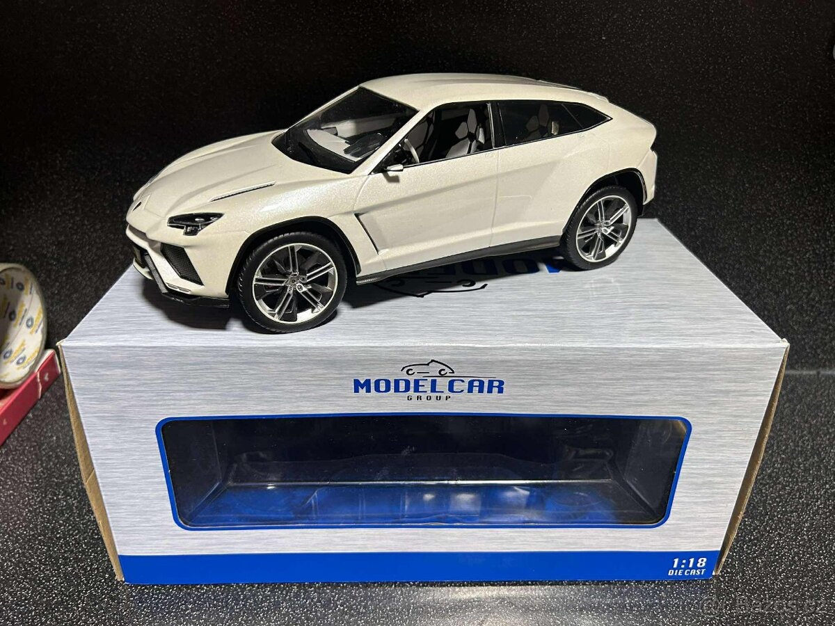 Lamborghini Urus 1:18 - 4
