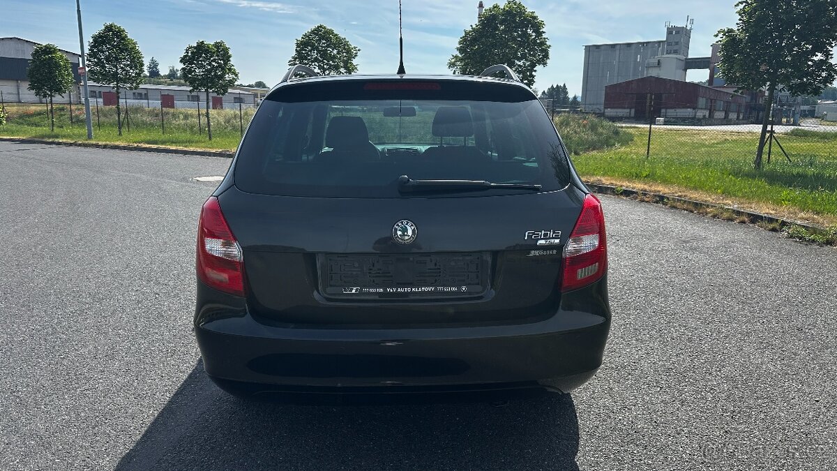 ŠKODA FABIA 1.2 TSI Combi - 4