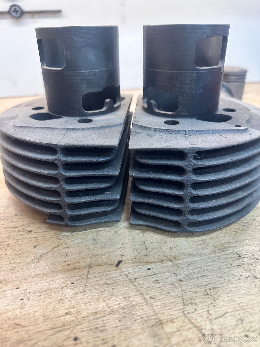 Válce Jawa kývačka panelka - 4