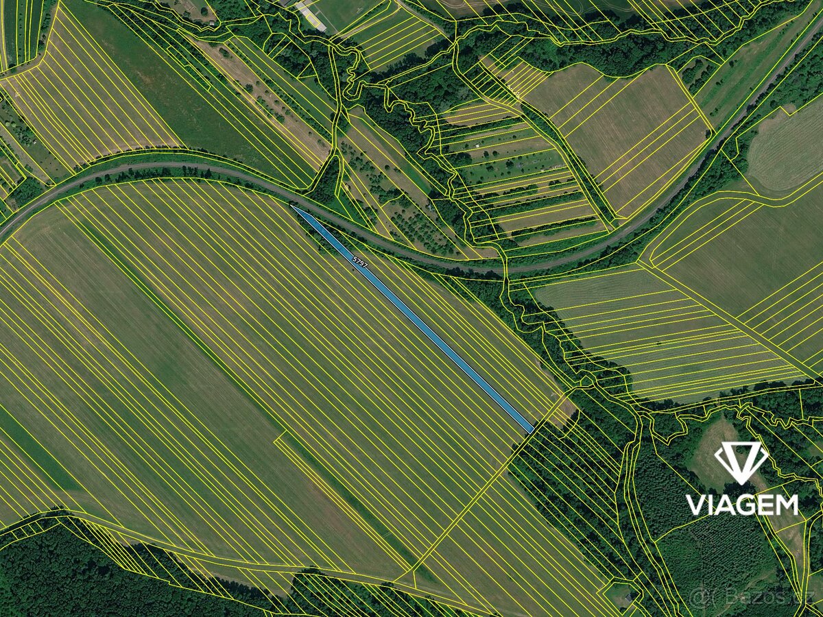 Pole 2 760 m² - 4