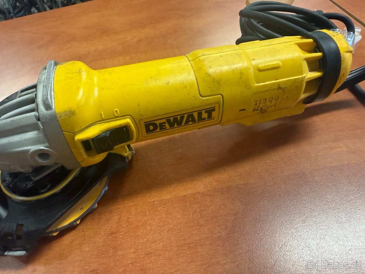 bruska betonu DeWalt - 4