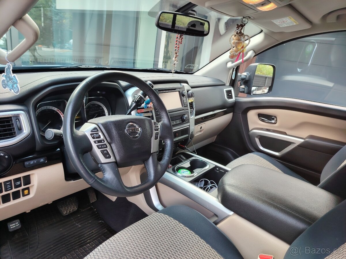 Nissan titan xd disel 5.0 V8 - 4