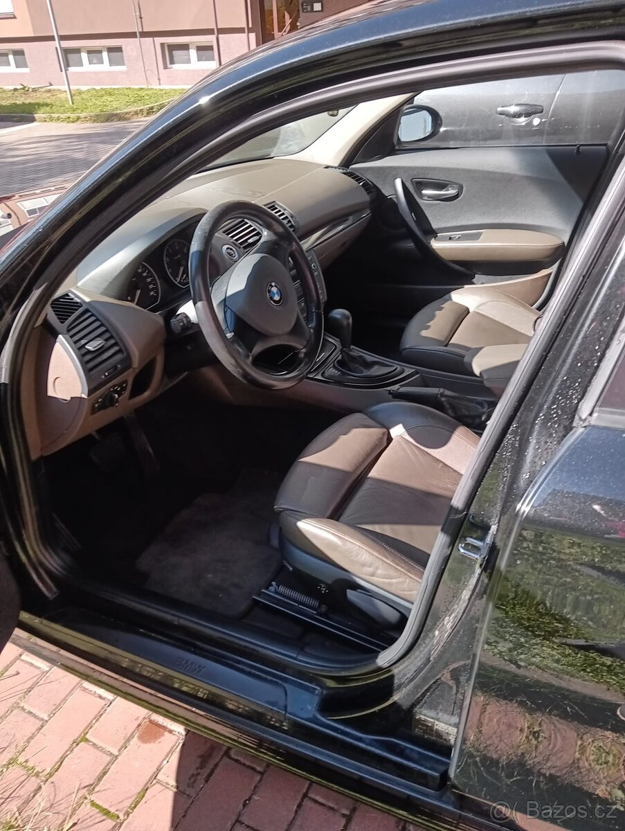 BMW 120i - 4