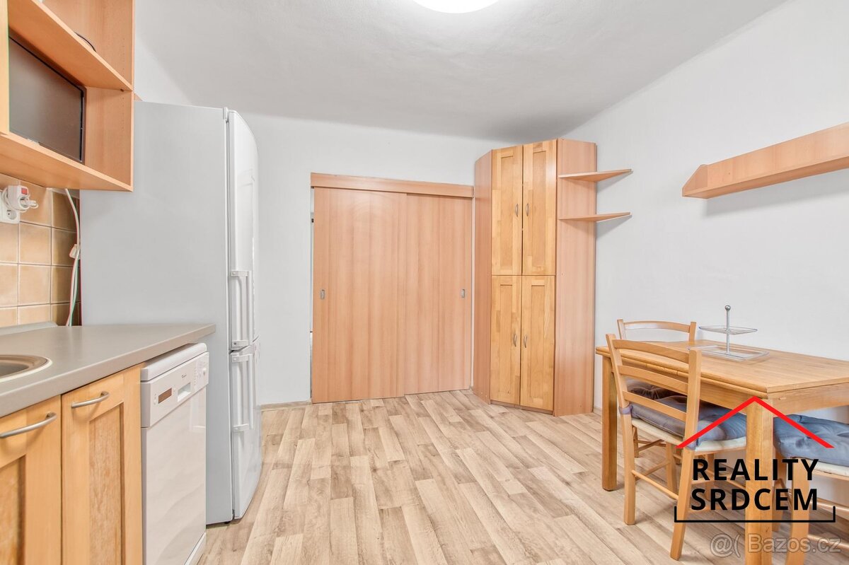 Pronájem bytu 2+1, 50m2, ul. Bogorodského, Ostrava-Zábřeh - 4