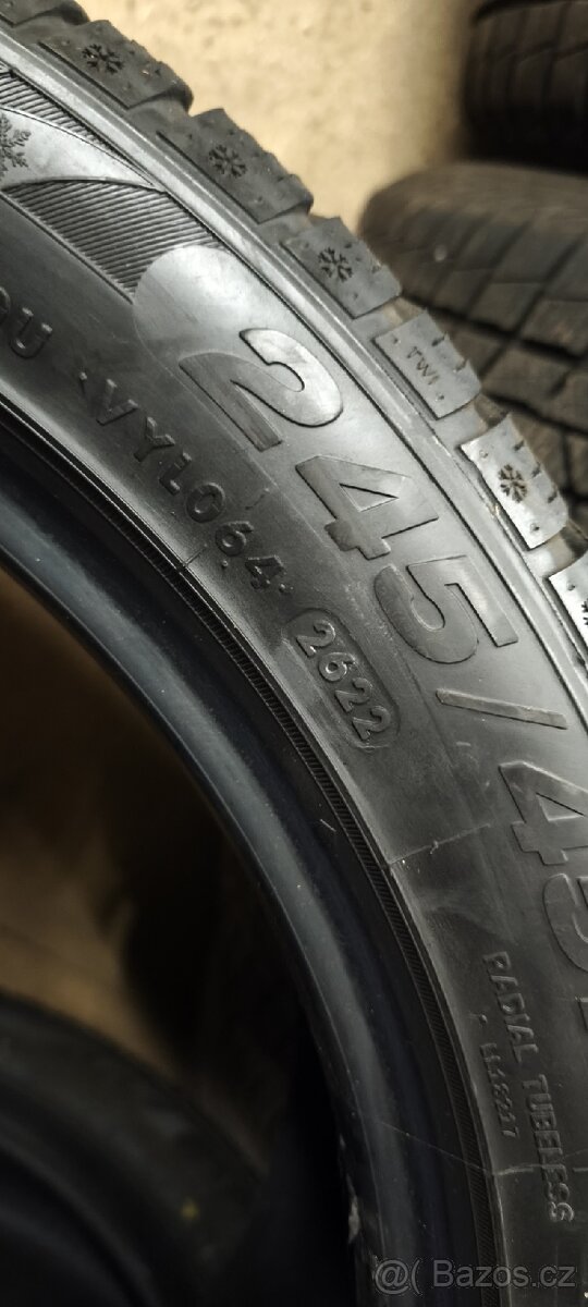 Zimní pneu 245/45 R19 - 4