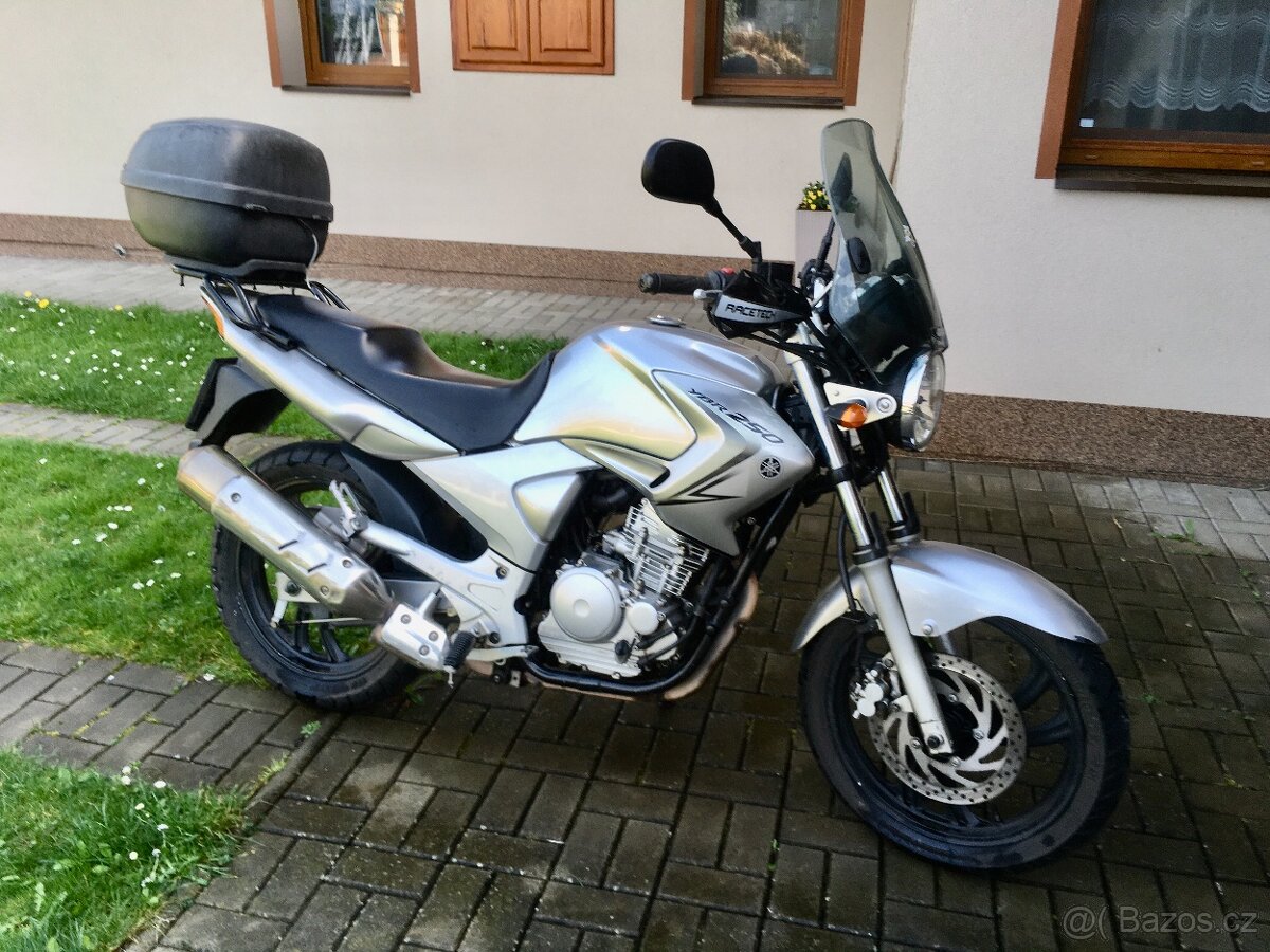 Yamaha YBR250 - 4