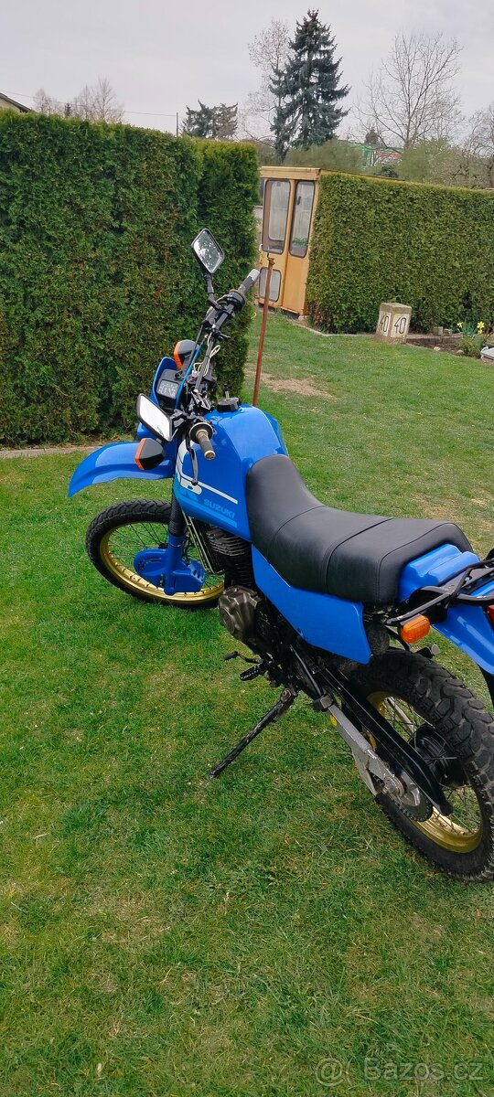 Suzuki dr600