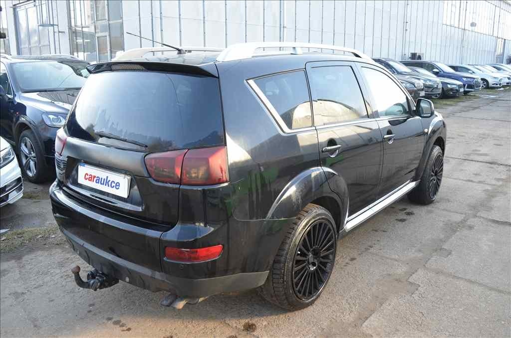 Peugeot 4007 2,2 HDI 4WD 115KW 4x4 - 4