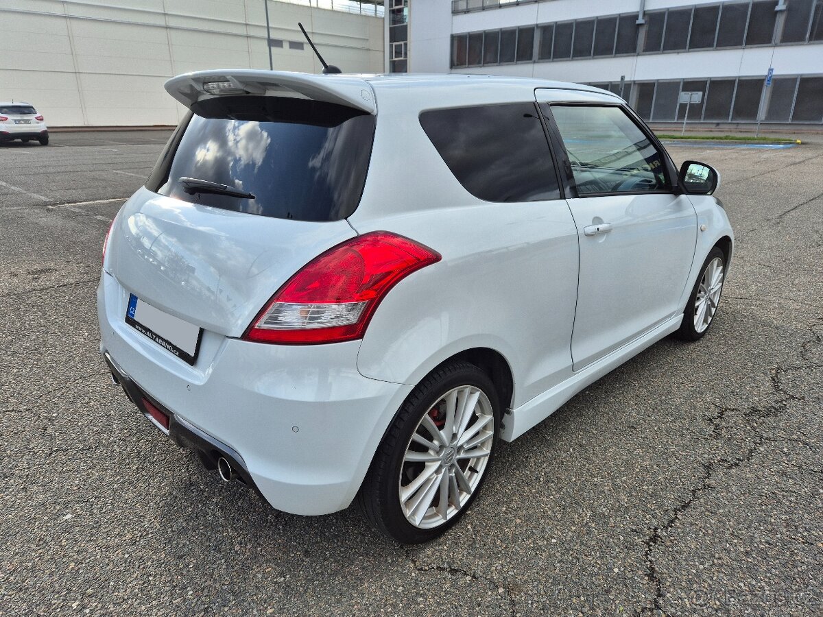 SUZUKI SWIFT 1.6i 136 PS SPORT MANUÁL BI-XENON ALU 17 - 4