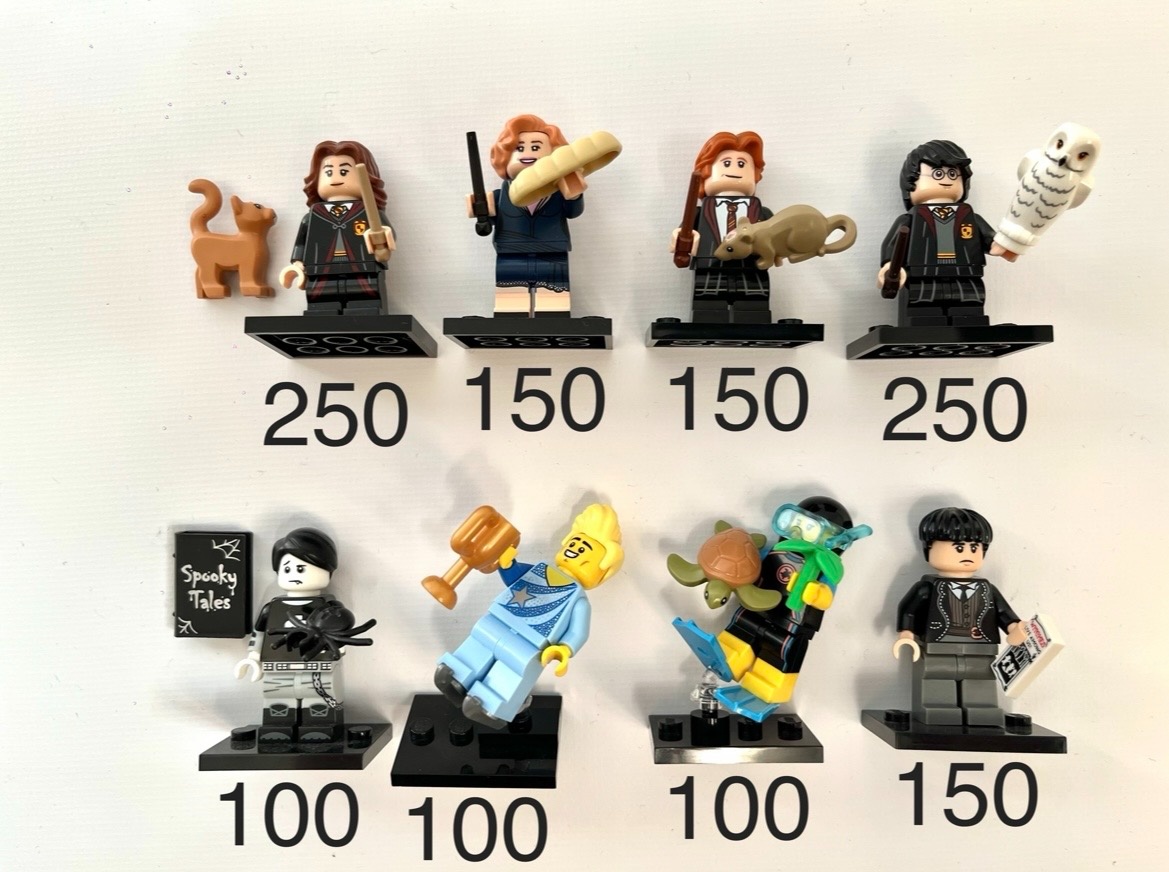 LEGO Sběratelské Minifigurky starší serie - 4