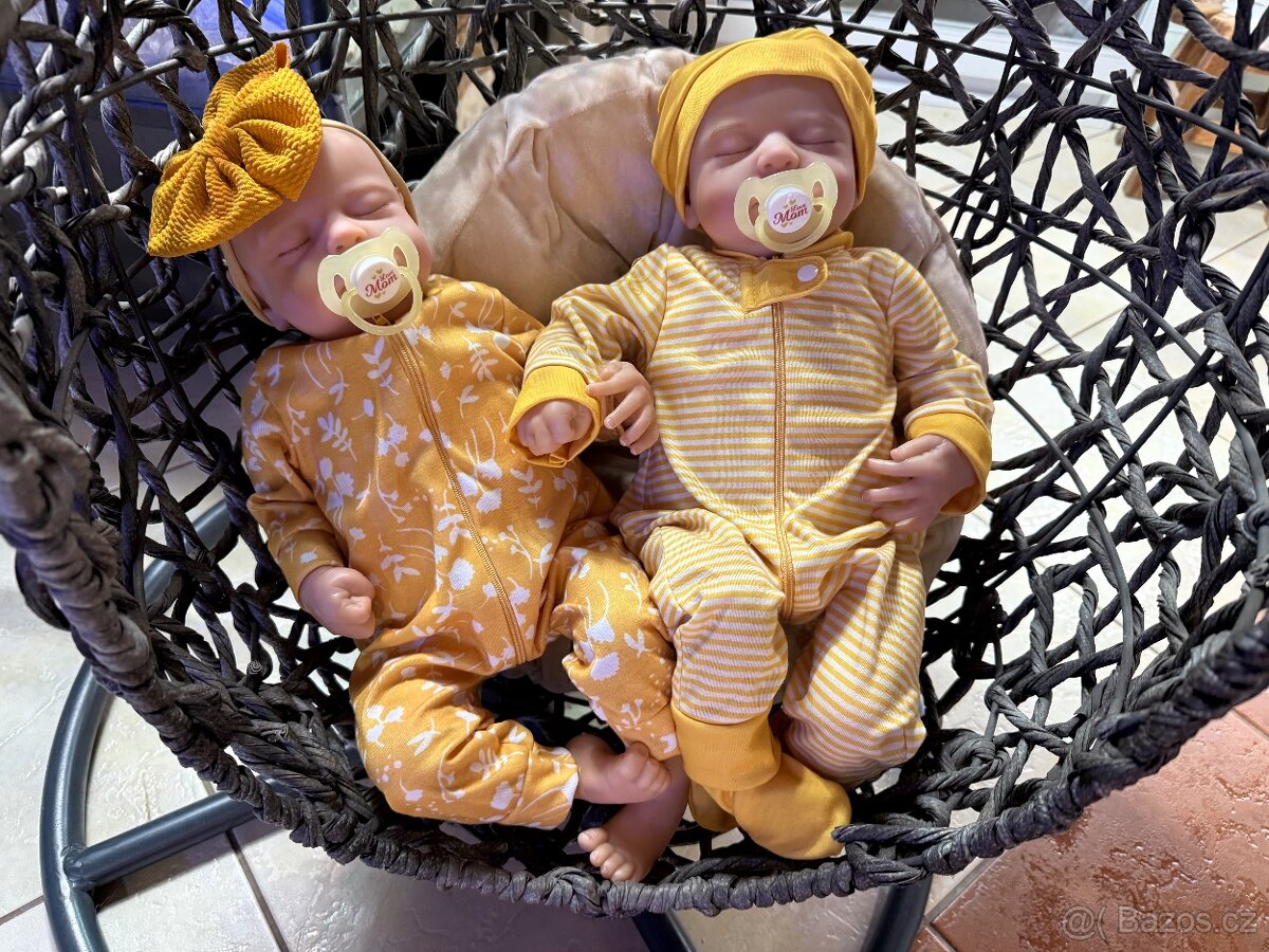 Realistická Reborn dvojčátka s příslušenstvím - 4