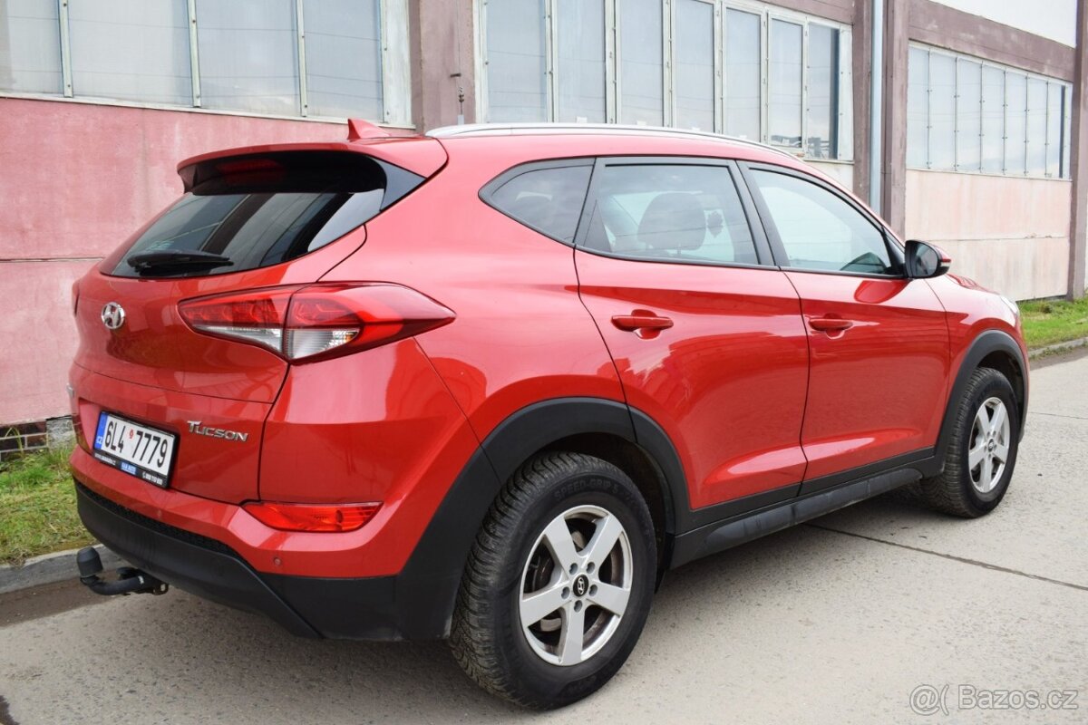 Hyundai Tucson 1.6 GDi/NAVI/KAMERA/MANUÁL/AC/ - 4