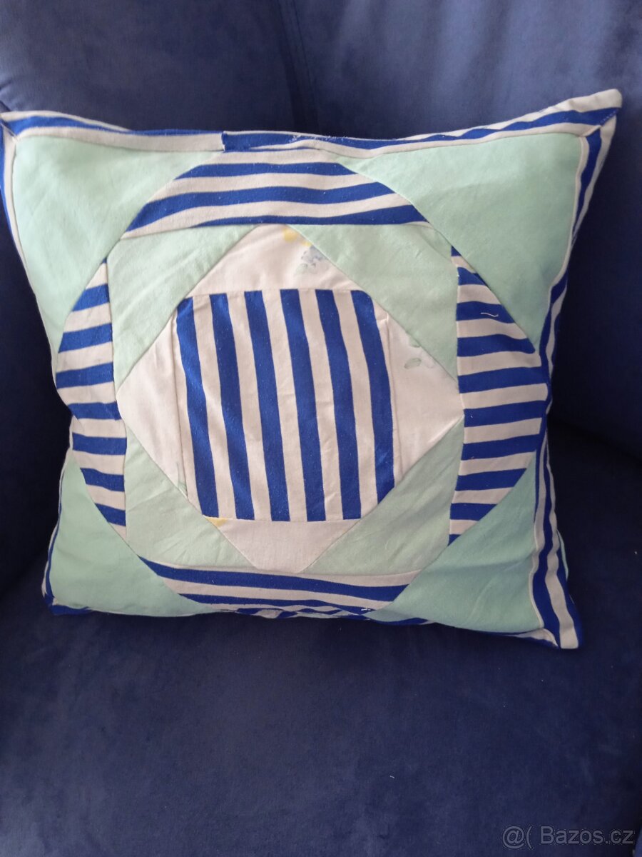 Polštářek -pachwork - 4