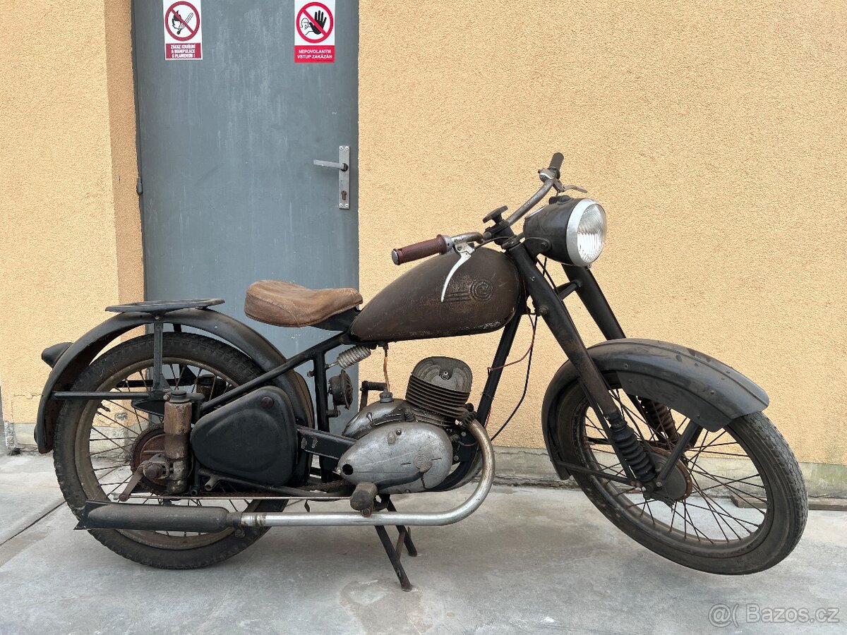 ČZ 150C - 4