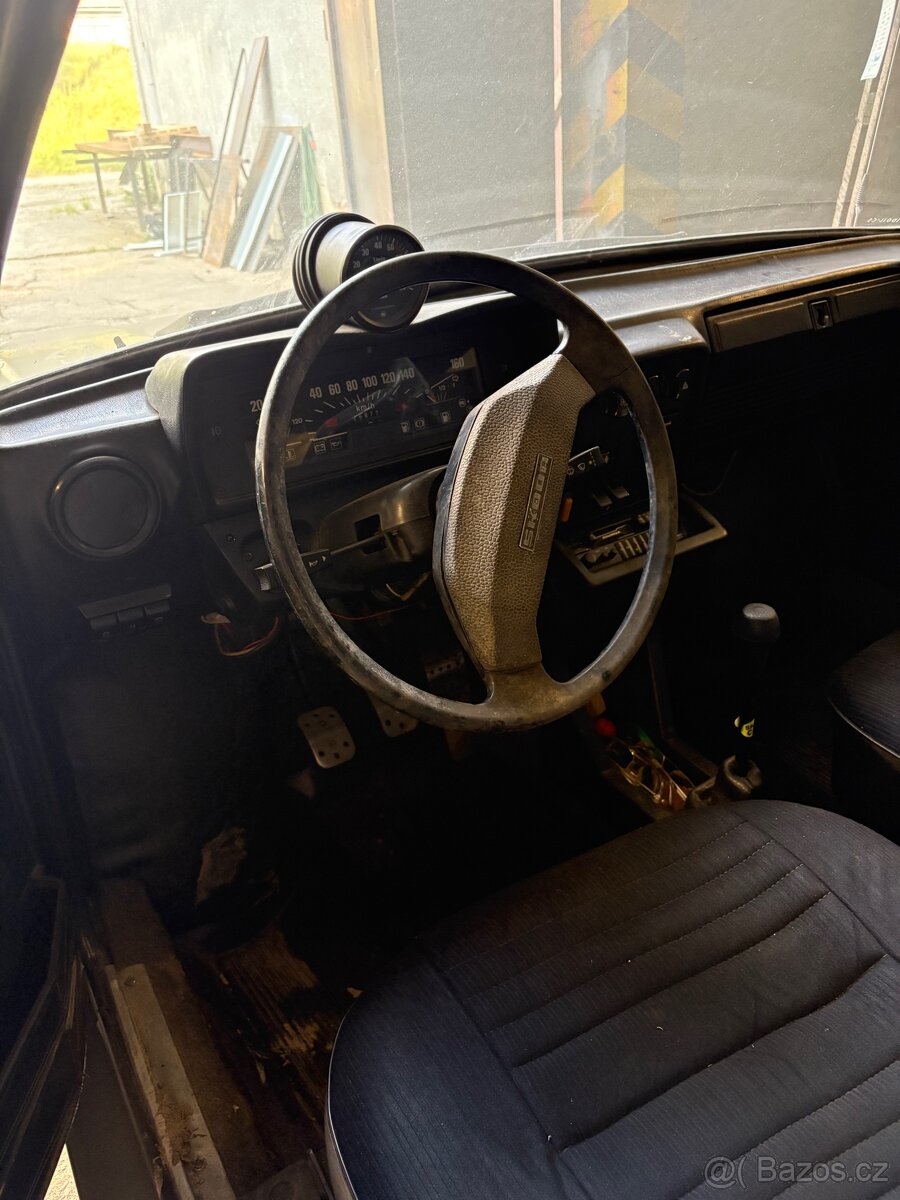 Skoda 105s - 4