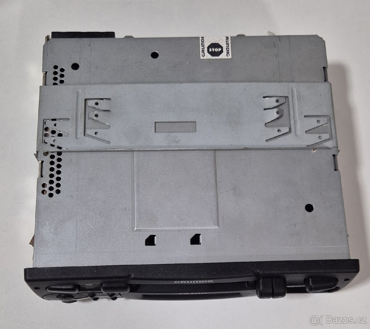 Autorádio Grundig - 4