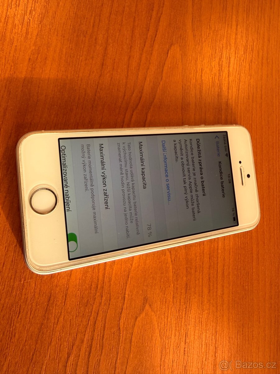 iPhone SE Silver, 32GB - 4