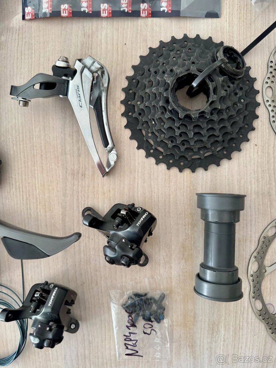 Komponenty z kola SPECIALIZED DIVERGE E5 - 4