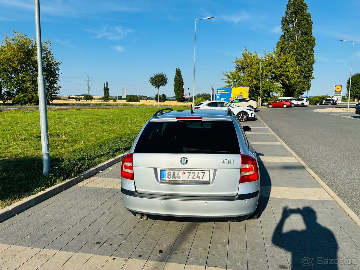 Škoda Octavia a5 2.0tdi - 4