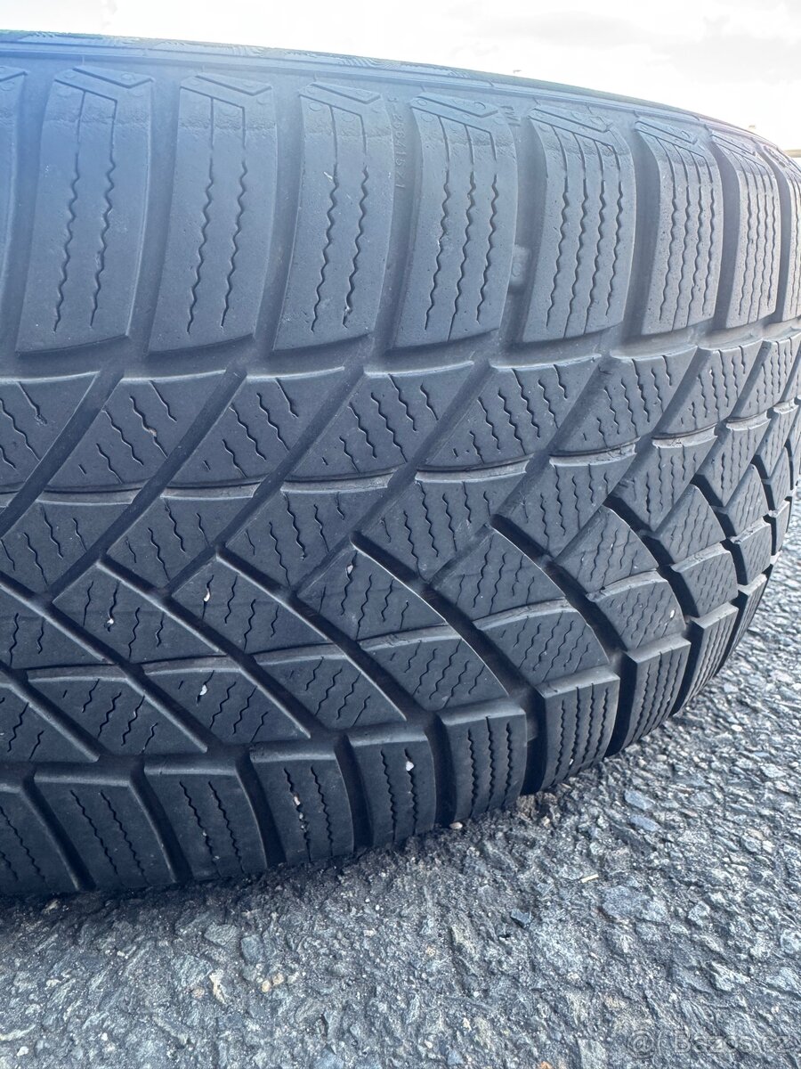 Pneumatiky 225/50 R18 - 4