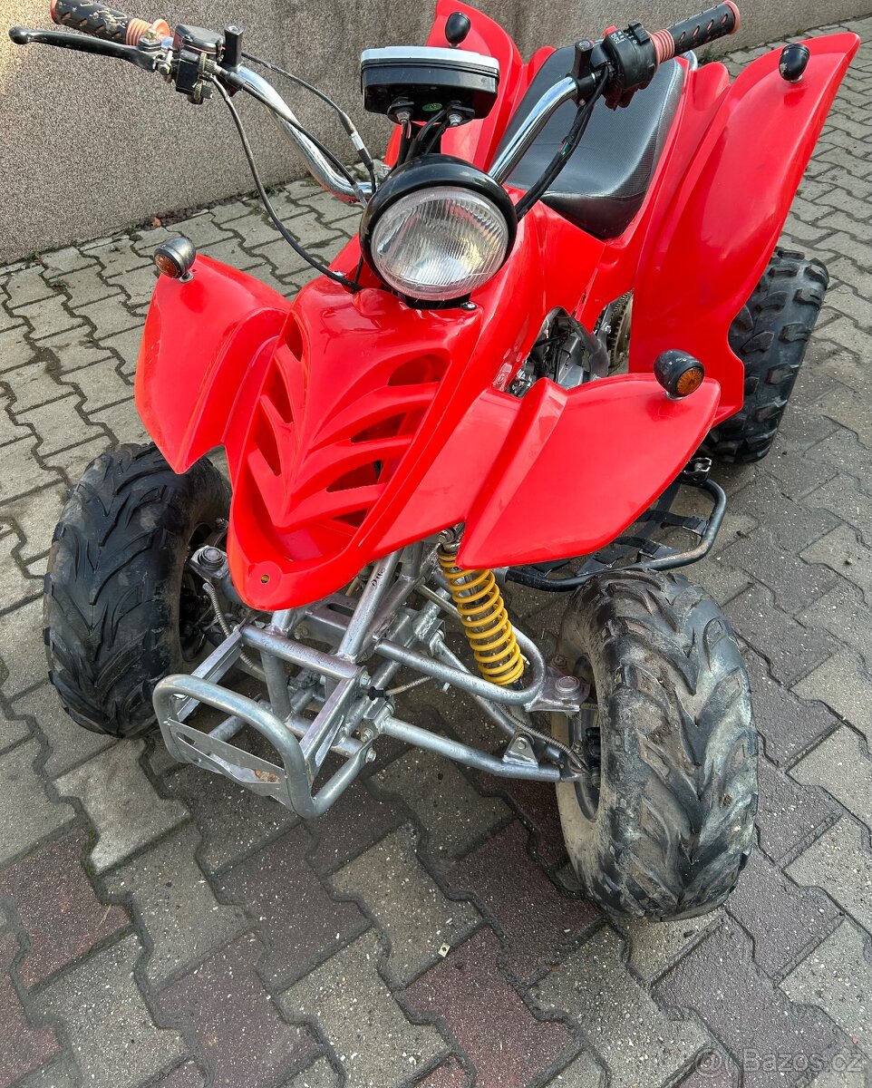 Čtyřkolka 110CCM ,jako nová,v hezkém stavu