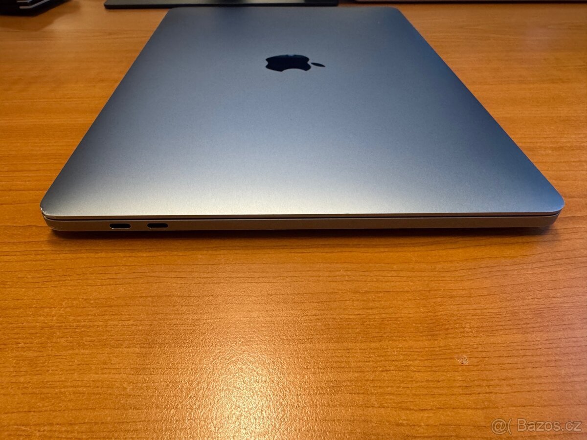 MacBook Pro (late 2020) M1/16GB/1TB - 4