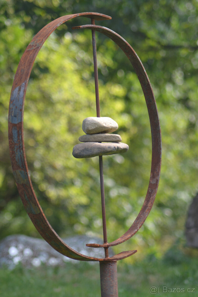 Kameny v kružnicích - 4