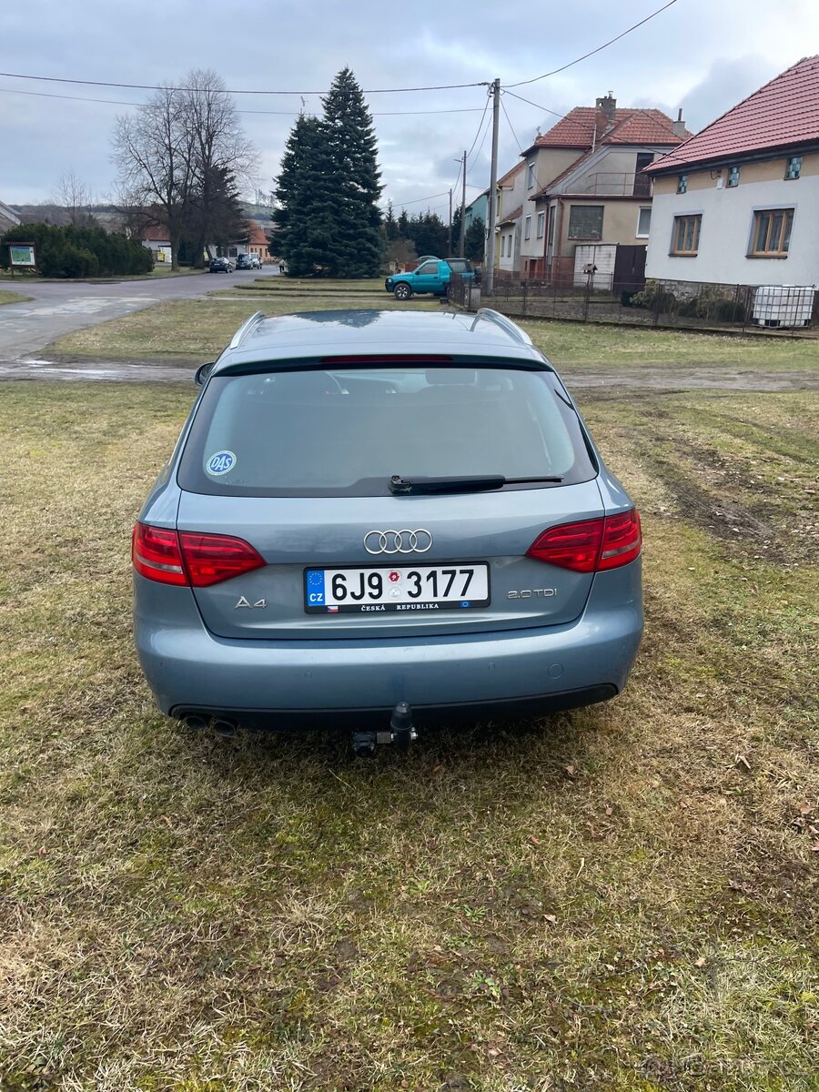 Audi A4 B8 – 2009 – 2.0 TDI-105 kw - 4