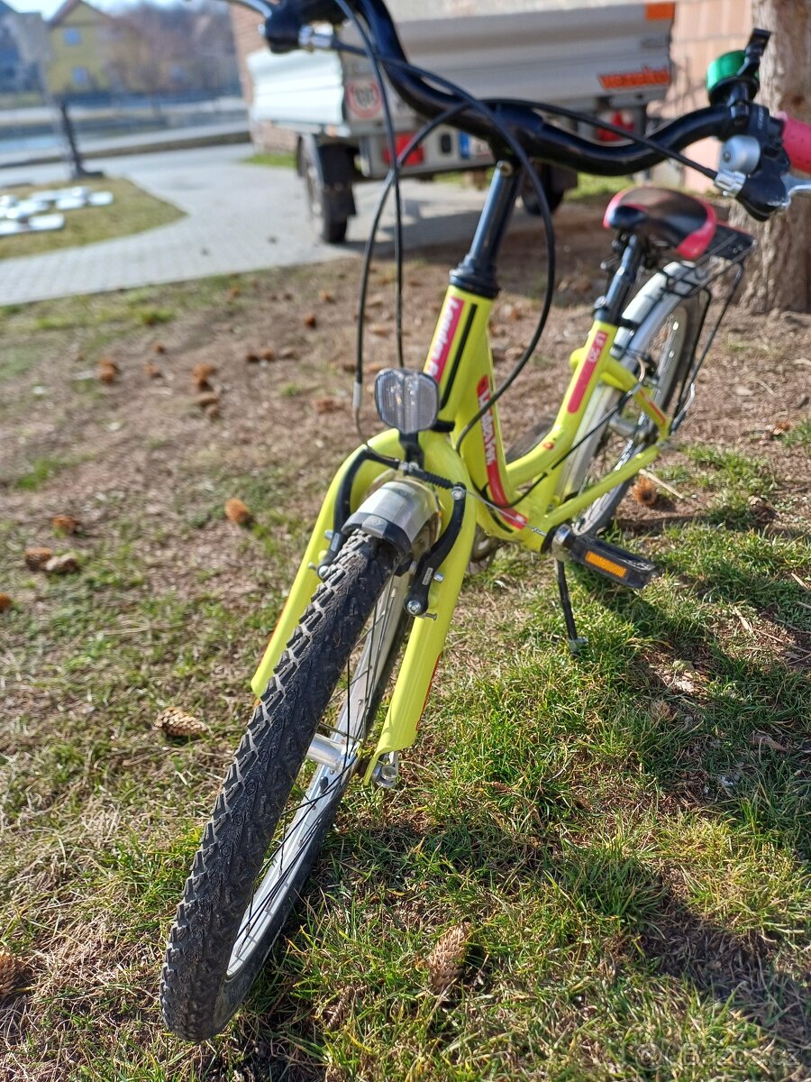 Dívčí kolo 20' - 4