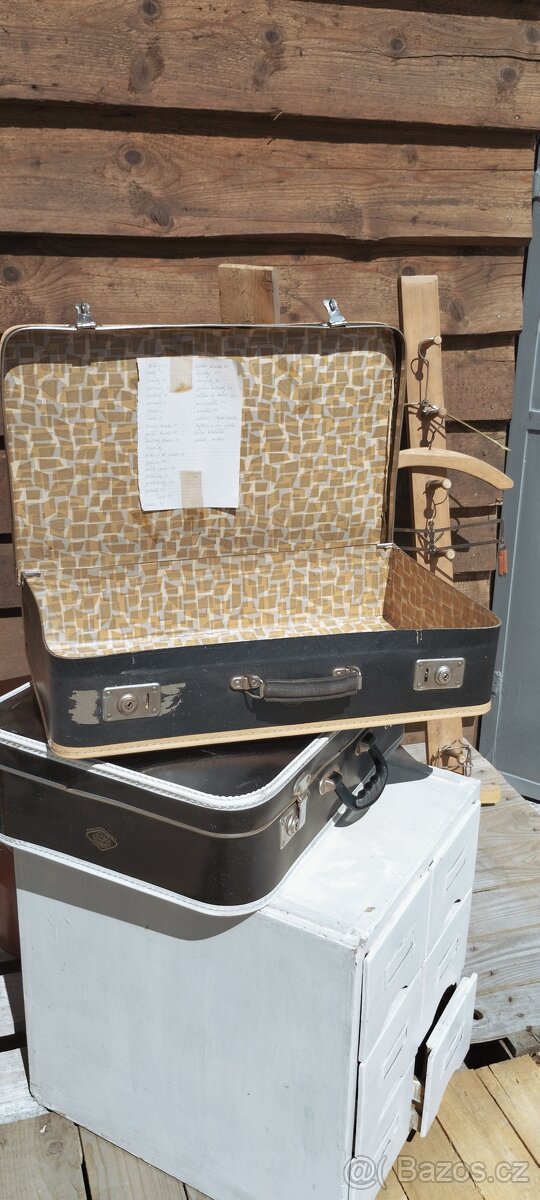 staré kufry , - 4