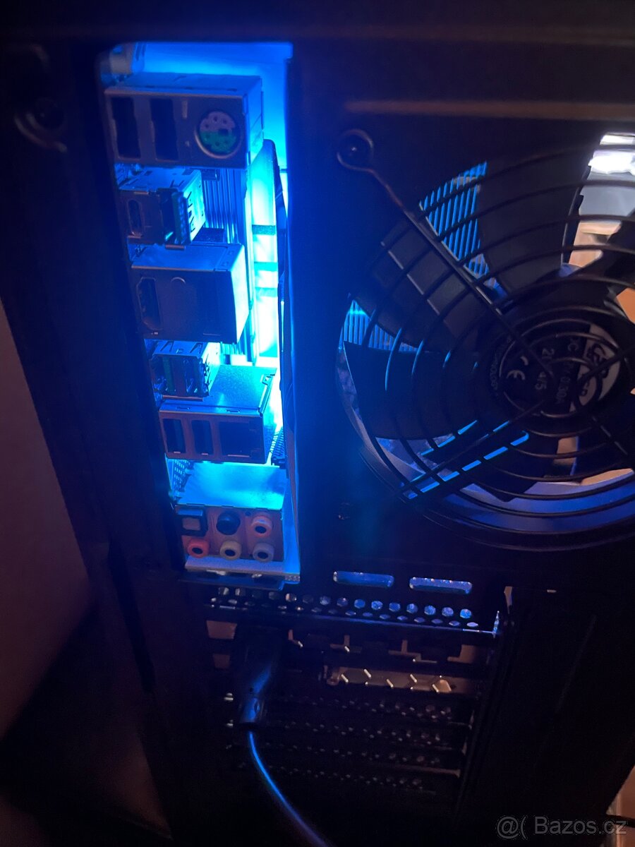 Herní PC i7 8700K - 4