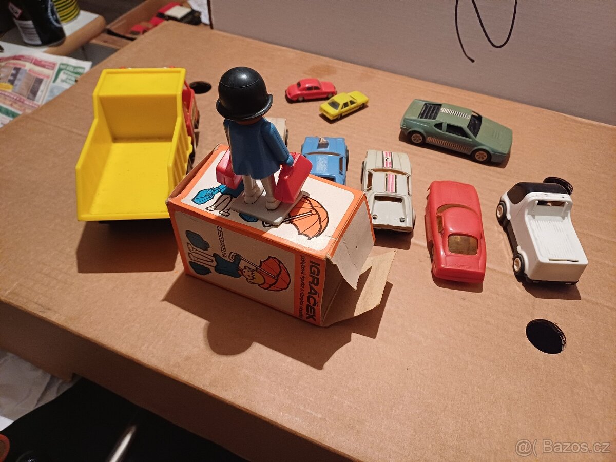 Staré hračky IGRA, Igráček - 4