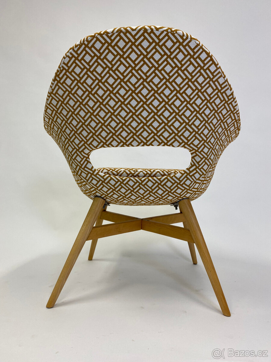 Vyhledávaná skořepinová křesla Navrátil, 2 kusy - 4