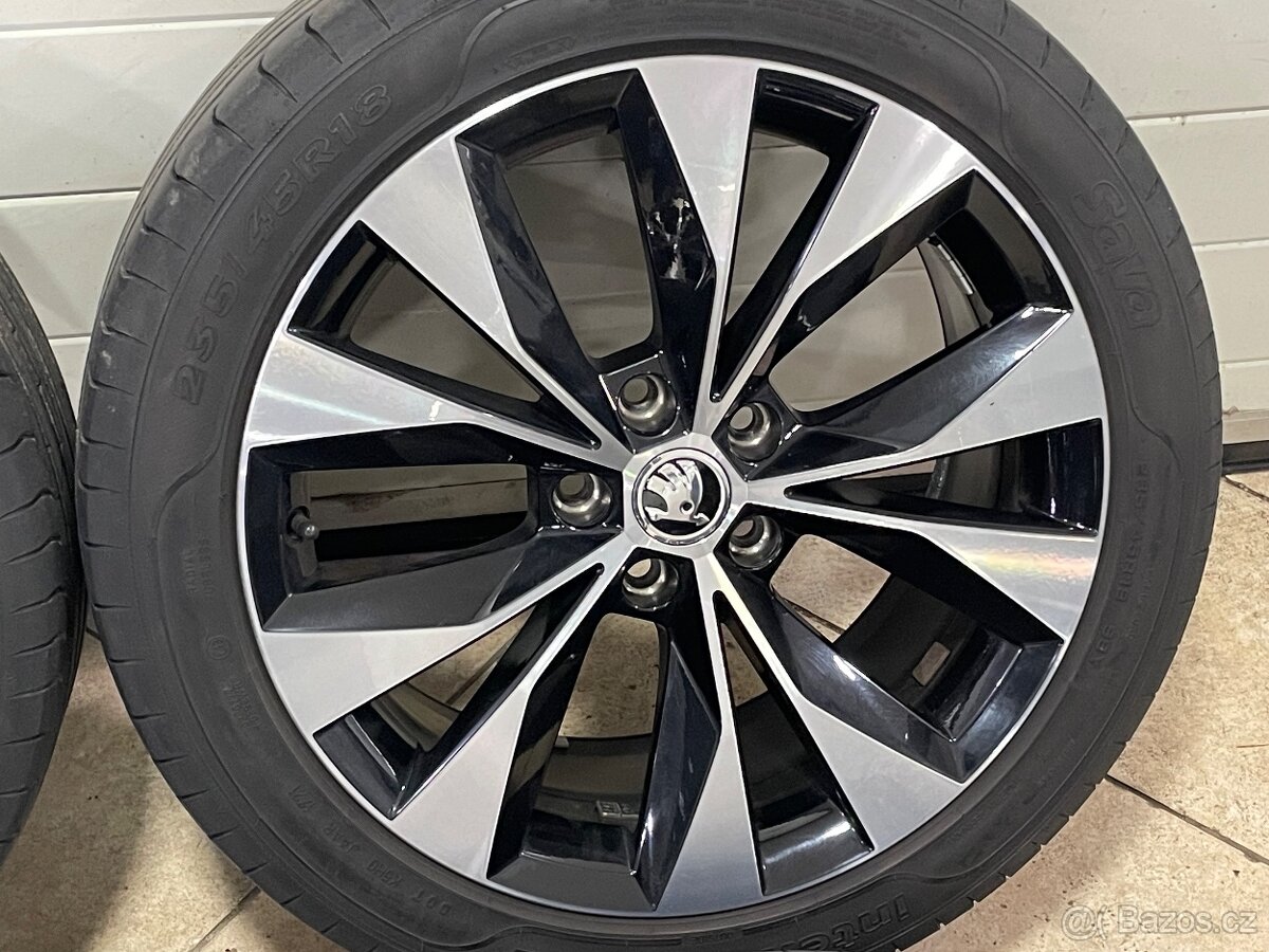 Alu kola 5x112 et44 original Škoda Superb III 235/45 R18 - 4