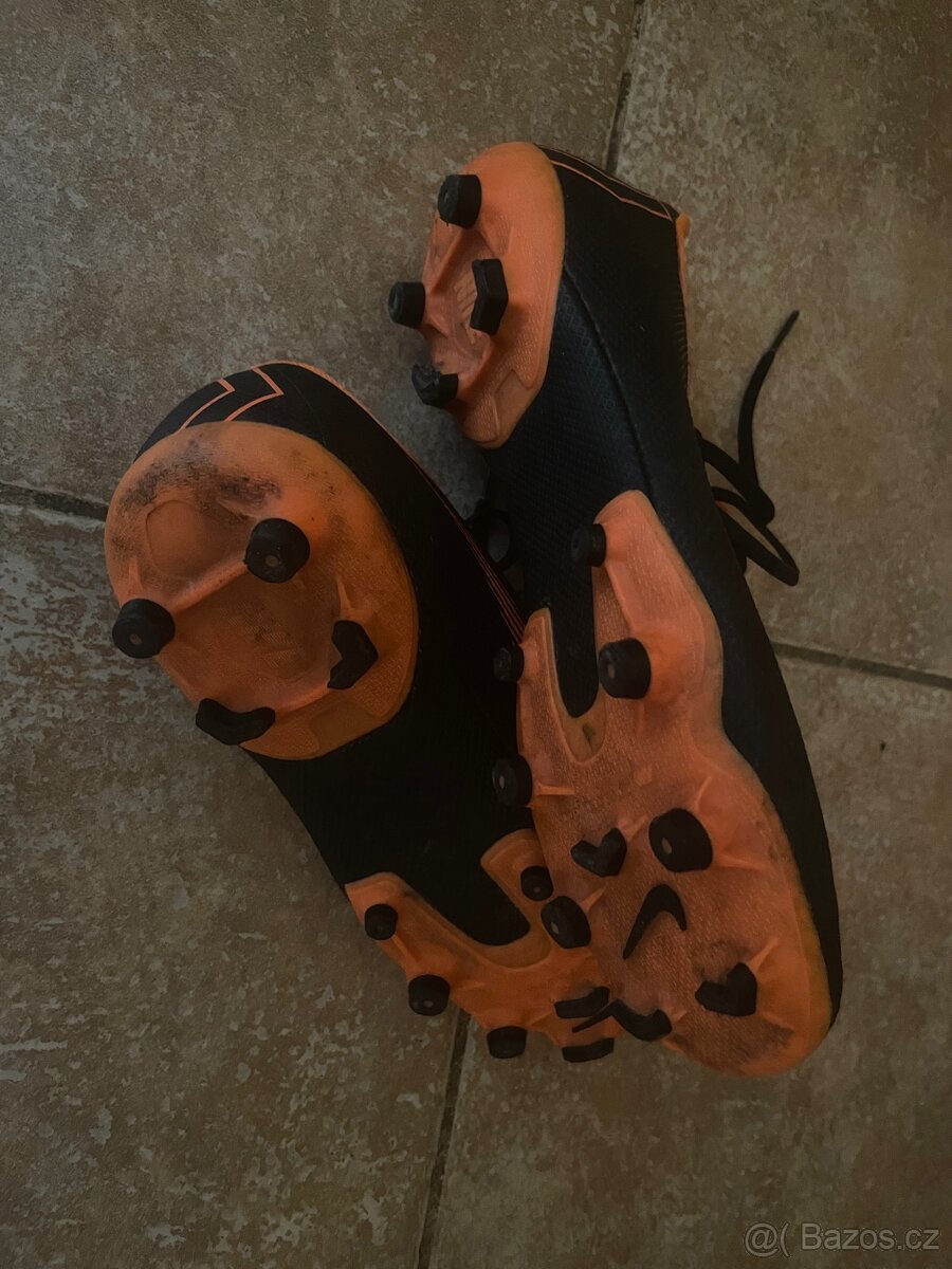 Kopačky Nike velikost 37,5 Chlapecké - 4