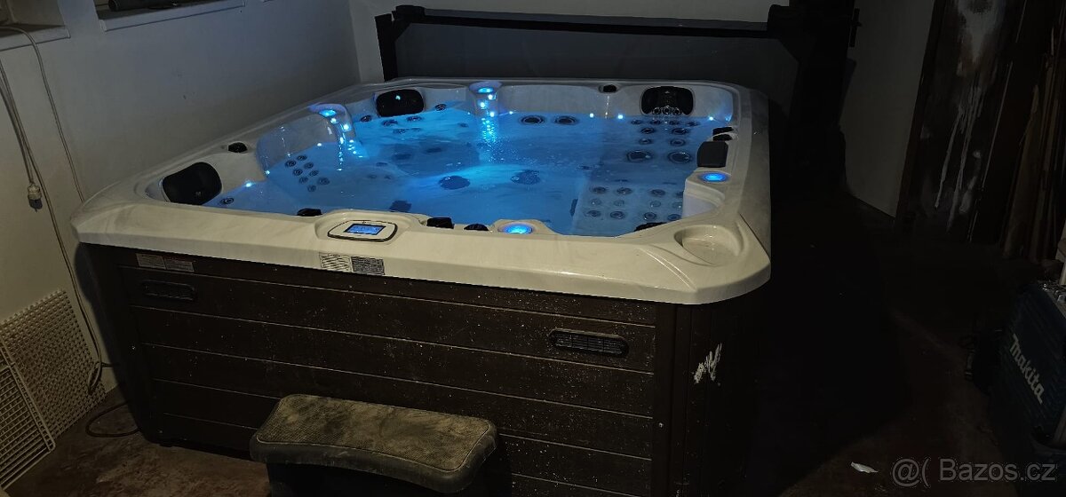 Vířivá vana Poséidon Spa Orion - 4