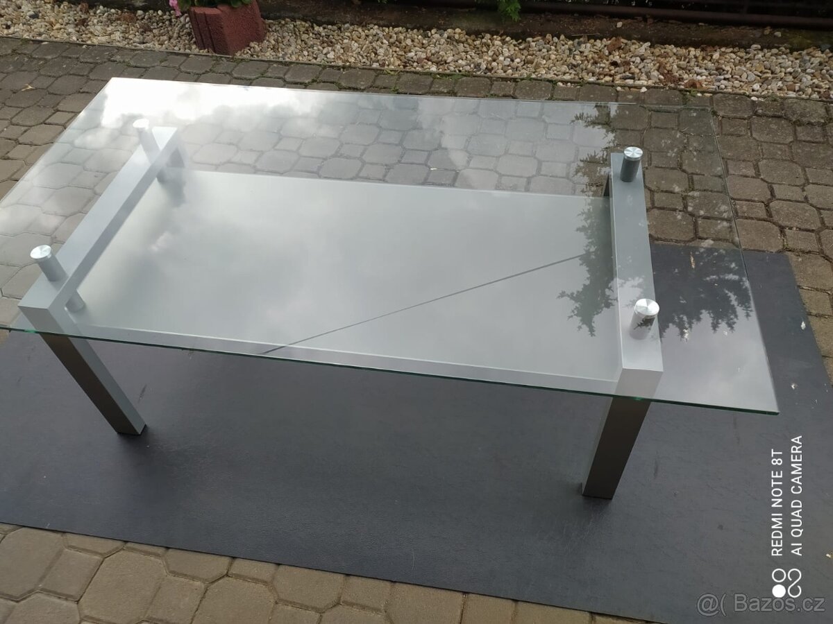 Konferenční stůl - 4